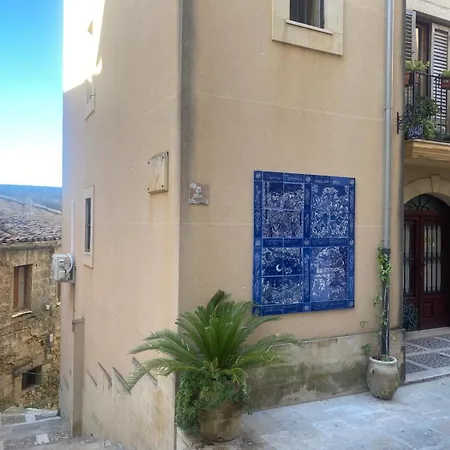 Conte Umberto